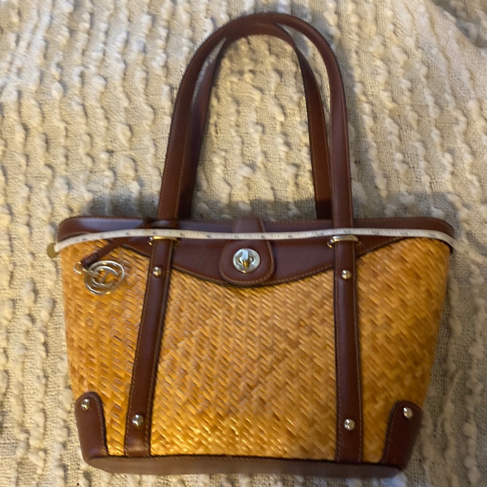 Aligner stew leather bag